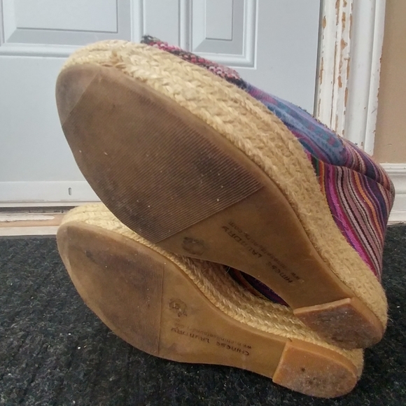 Funky multi-colored Wedges. - Picture 4 of 4